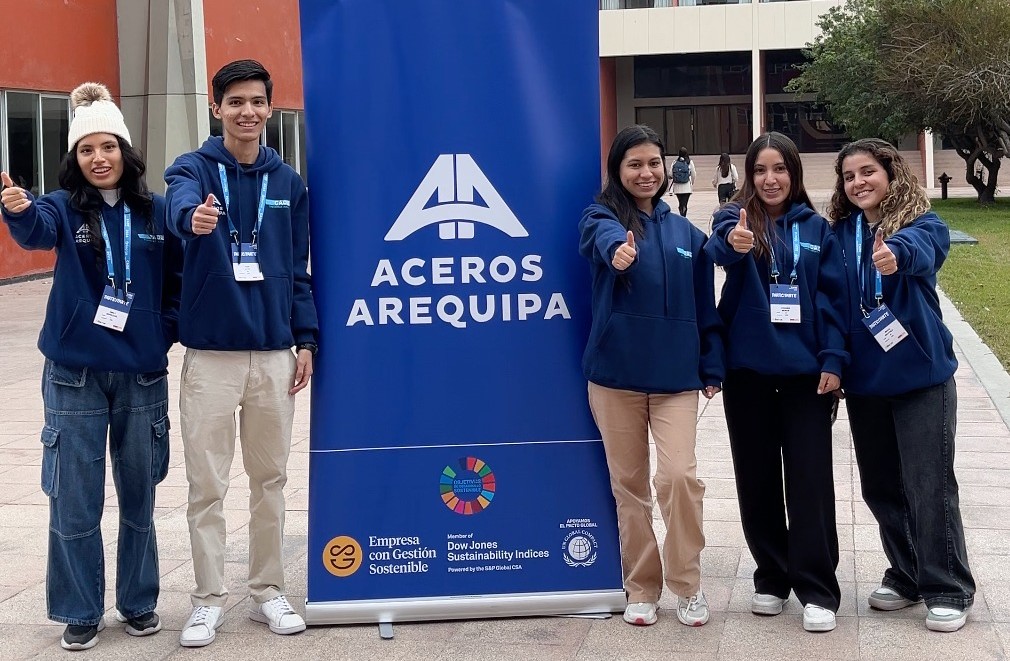 ACEROS AREQUIPA IMPULSA EL LIDERAZGO DE JÓVENES EN CADE UNIVERSITARIO